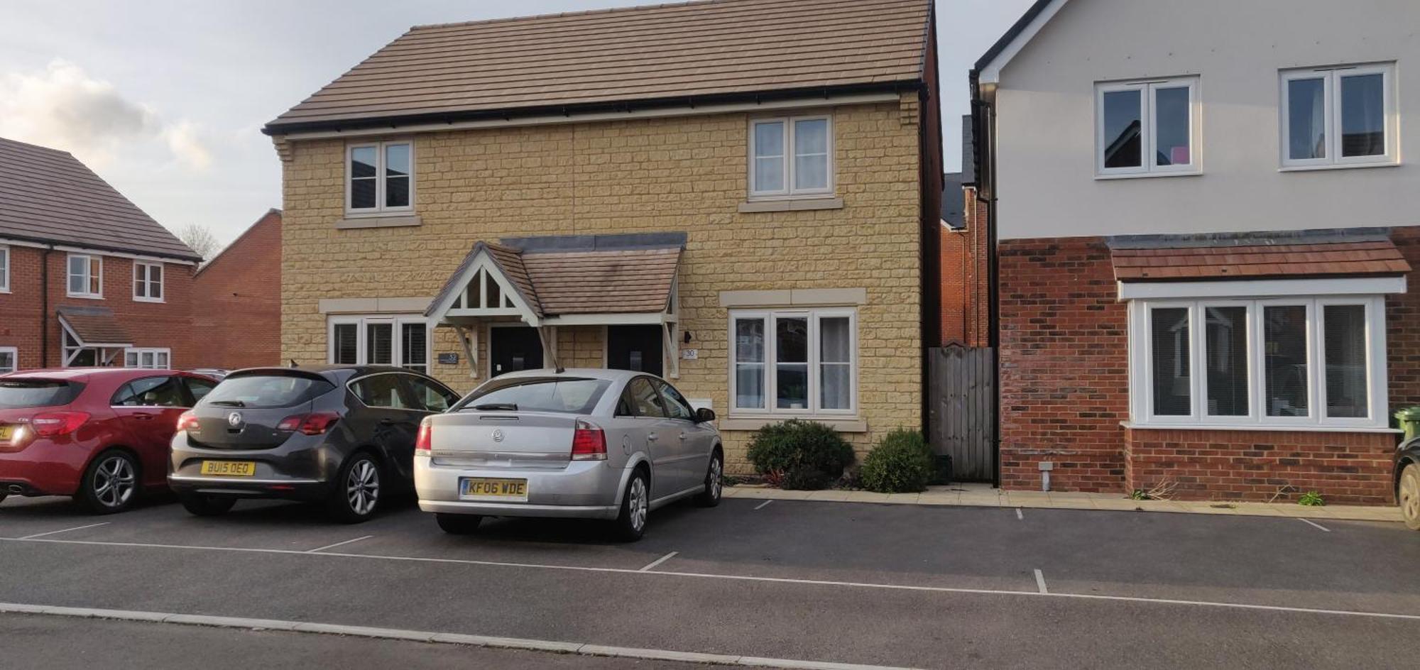 30 Aldiss Drive Hotel Kingston Bagpuze Екстериор снимка